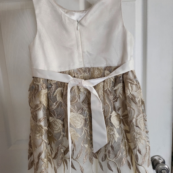 American princess party girls dress. - Picture 5 of 7